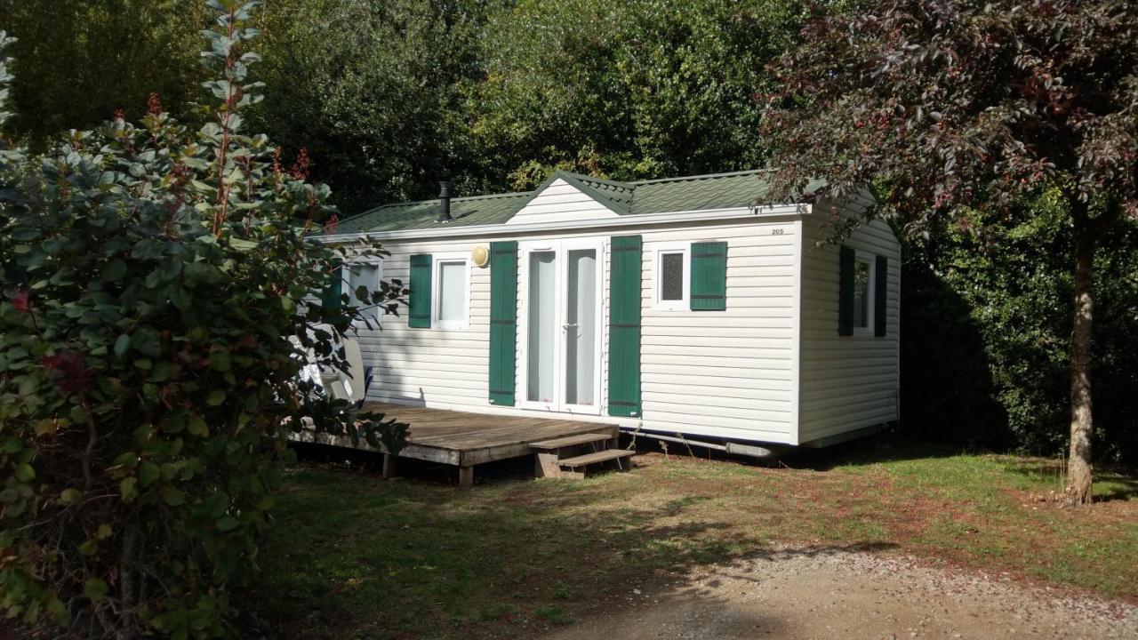 Hotel Camping Le Caussanel Canet-de-Salars Zewnętrze zdjęcie