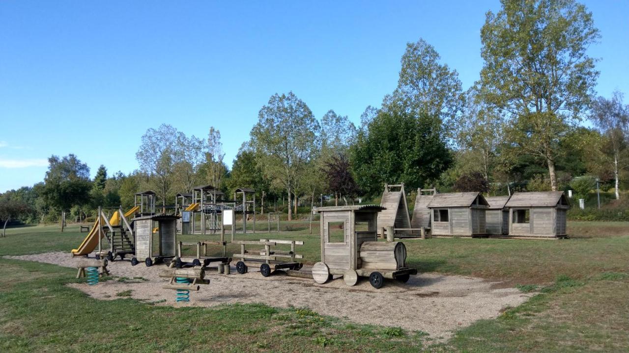 Hotel Camping Le Caussanel Canet-de-Salars Zewnętrze zdjęcie
