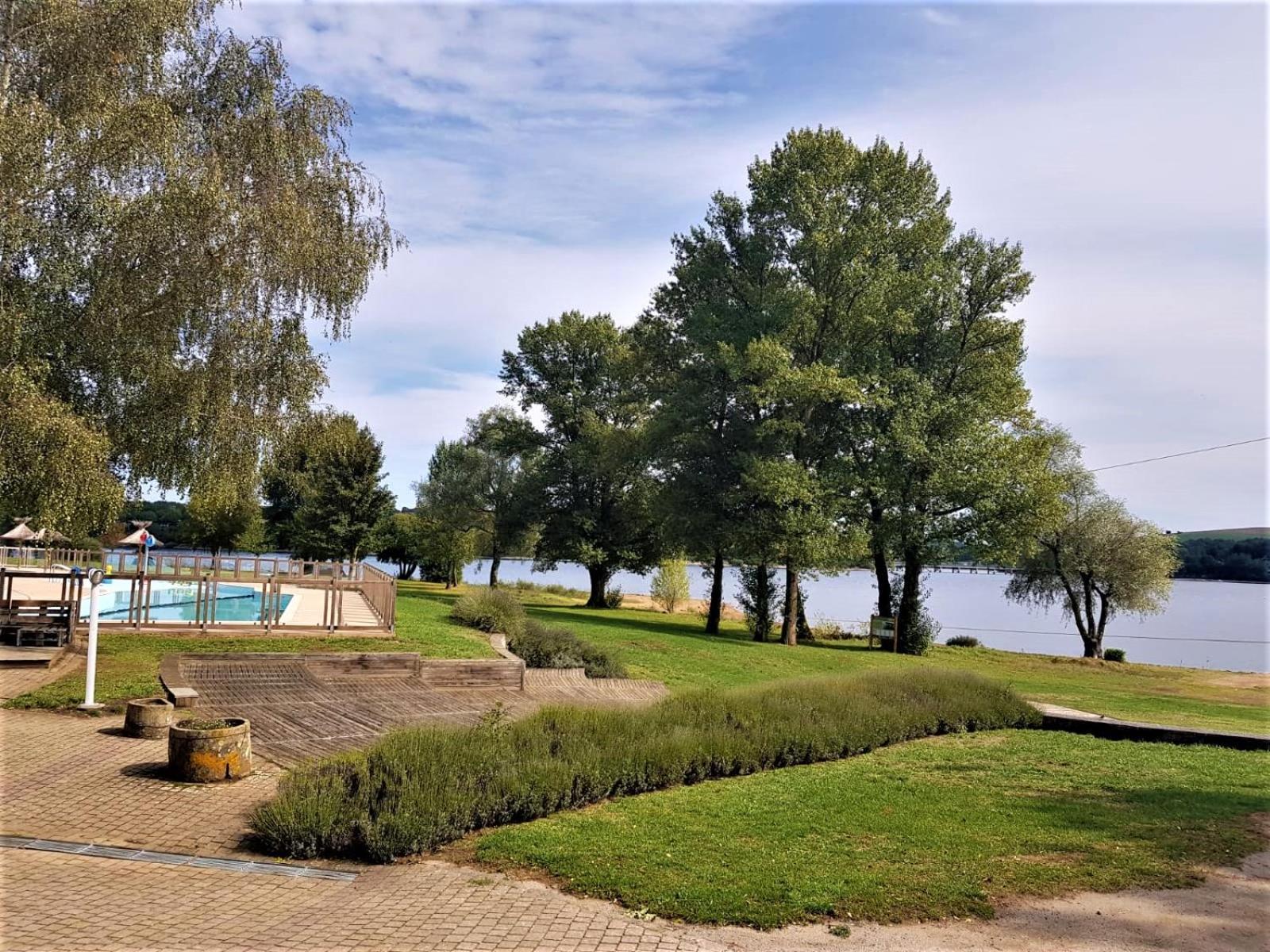 Hotel Camping Le Caussanel Canet-de-Salars Zewnętrze zdjęcie